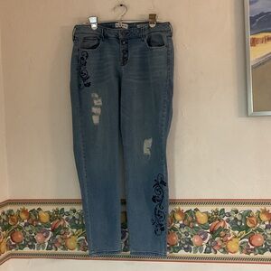 Black Daisy Button Fly Floral Embroidered Jamie Relaxed Skinny Jeans,13/31